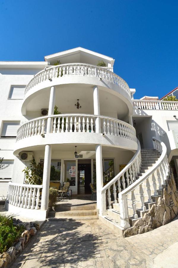 Apartments Adok Будва Екстериор снимка