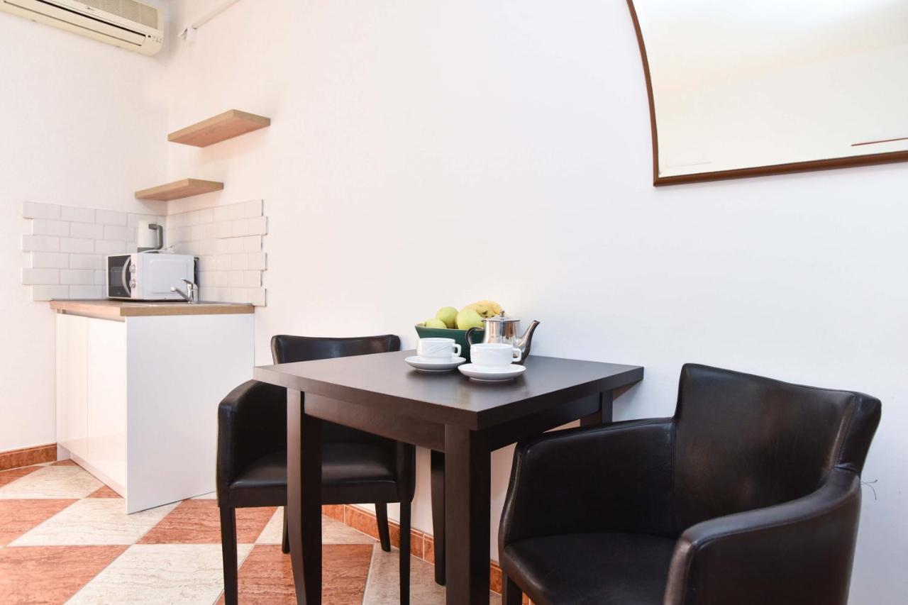 Apartments Adok Будва Екстериор снимка