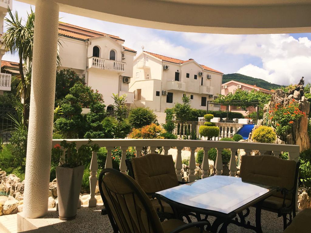 Apartments Adok Будва Екстериор снимка