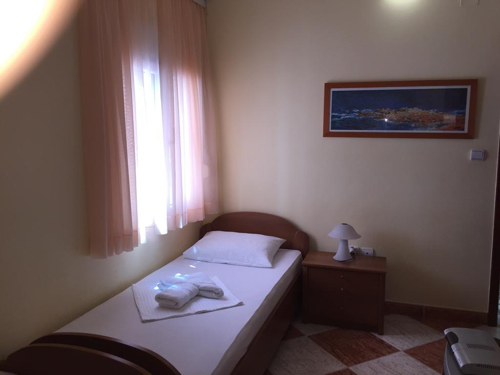 Apartments Adok Будва Екстериор снимка